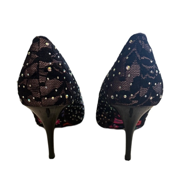 Betsey Johnson Betseyville Black Floral Rhinestone Stiletto Heels Size 7 - Picture 3 of 10